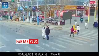 راهکار پلیس چین برای تذکر به شهروندان برای استفاده از ماسک!