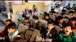 حضور دانش آموزان  پایه اول و پیش دبستانی در جنگ شادی2- دبستان سرآمد