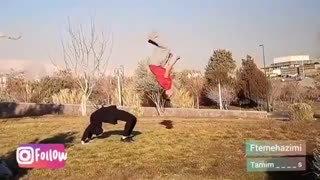 حرکت وارو باز از روی یه دختر