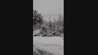 رشتم برف اومدXDگیلی گیلی*-*