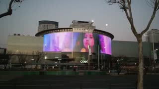 پروژه یک فروشگاه کانادایی برای تولد رزی