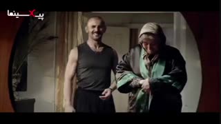 فیلم سینمایی درخونگاه ، دیالوگ بین رضا (امین حیایی) و مادرش