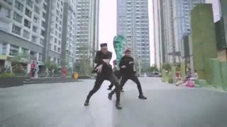 RED MOON d.a.n.c.e cover- kard