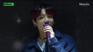 دانلود اجرای رویایی  آهنگ mikrokosmos از بی تی اس در MMA 2019 با زیرنویس فارسی