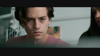 فیلم سینمایی یک و نیم مترفاصله