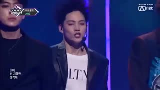 به خاطر اولین سالگرد  یونیت JUS2-این اجرا رو ببینید بلس شید:))