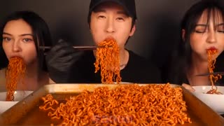 Asmr _ eating _fire noodles _