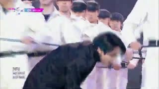 اجرای آهنگ  ON از BTS بی ای اس در Music Bank