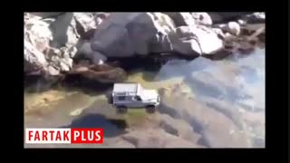 ویدئوی عجیب از ردشدن یک جیپ از روی رودخانه یخ بسته