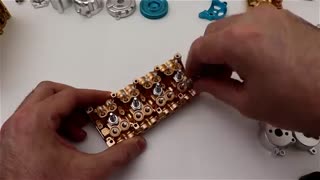 موتور مینیاتوری خارق العاده با تمام قطعات